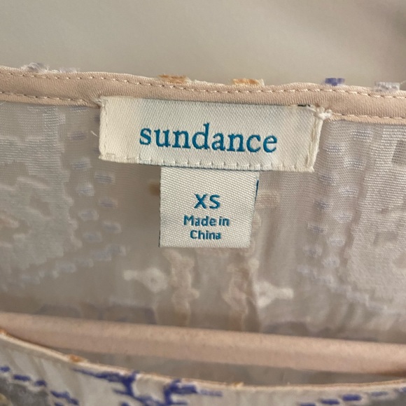 Too - Picture 3 of 3